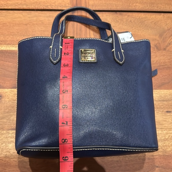 Dooney & Bourke navy mini waverly - Picture 5 of 10
